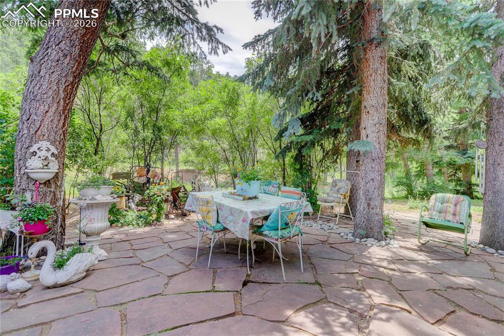 Perfect for outdoor dining