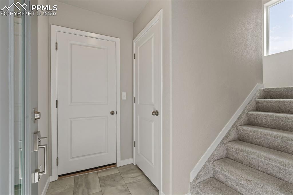 4530 Hawk Haven View photo 2