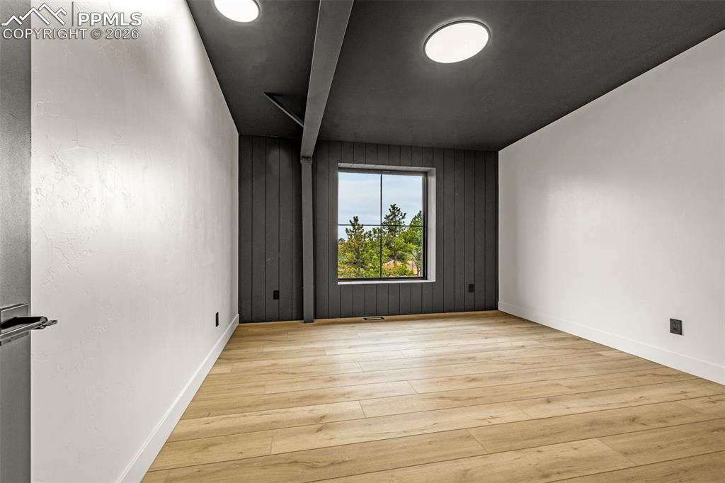 Bedroom 4 - upper level.