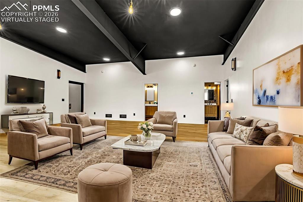 Virtually staged. Upper Level