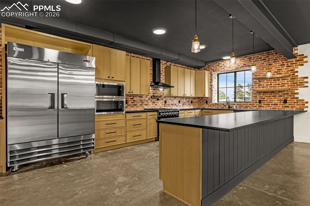 Oversized refrigeration—ideal for those who love to cook, entertain, or host at scale.