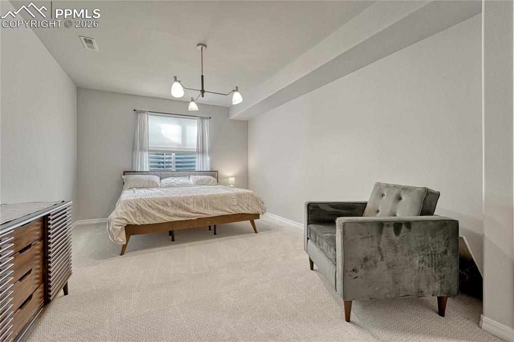 Basement bedrooms have nice tall ceilings, walk-in closets and upgraded lighting. They are large and roomy.