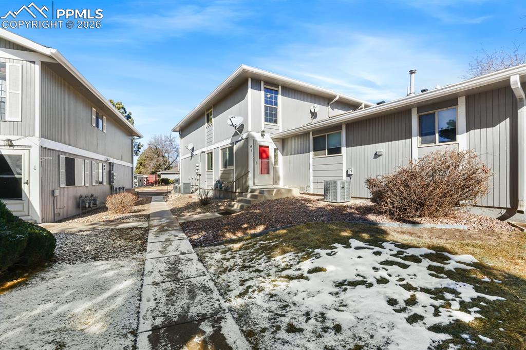 4742 Villa Circle #B photo 2