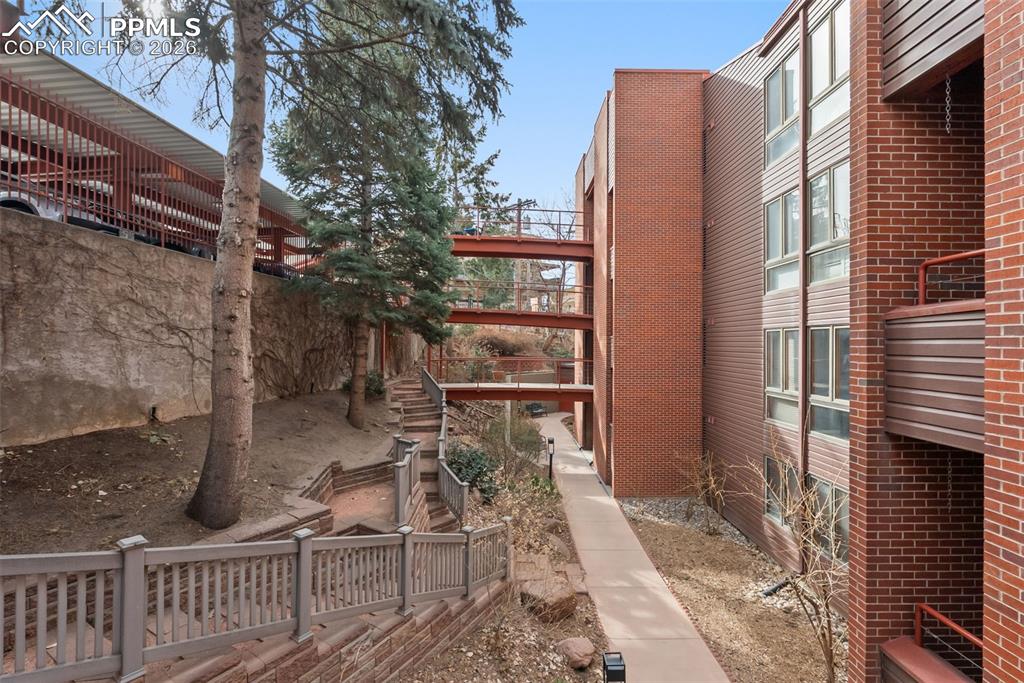 Stunning courtyard for walking or relaxing