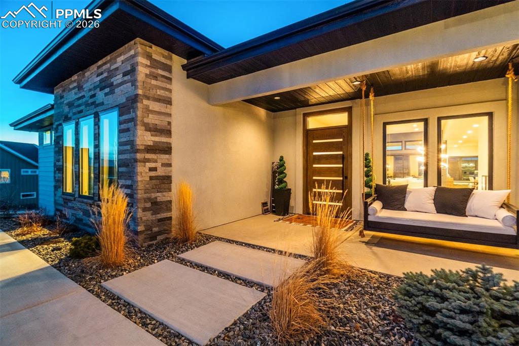 1230 Kelso Place photo 2