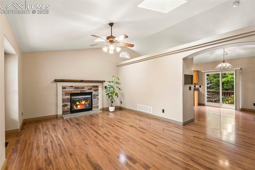 Lots of natural light as you enter. 