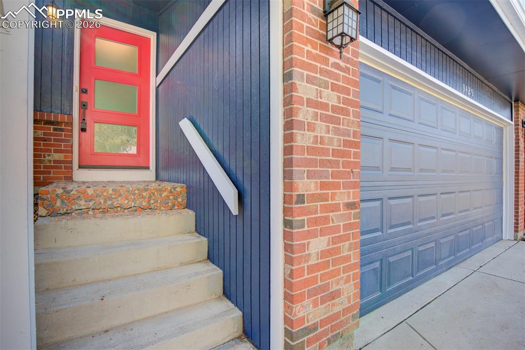 3425 Kirkwood Drive photo 2