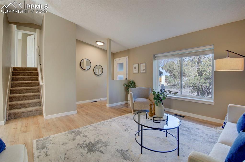 3425 Kirkwood Drive photo 3