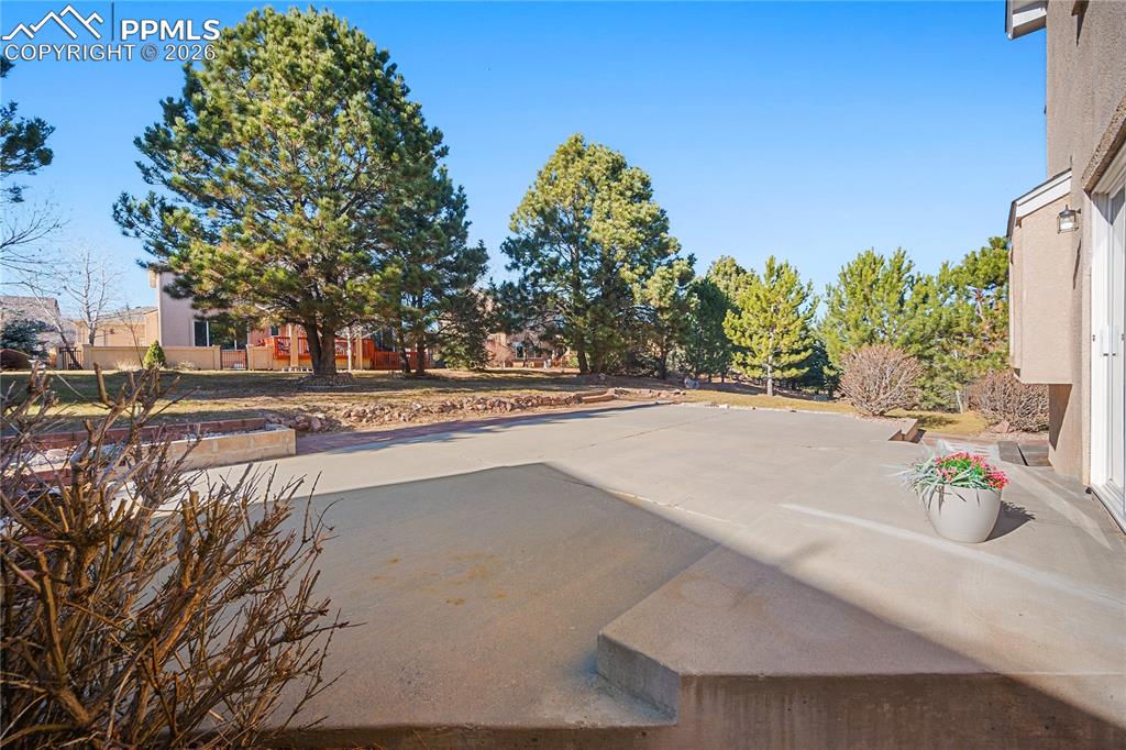 Huge back patio perfect for entertaining.