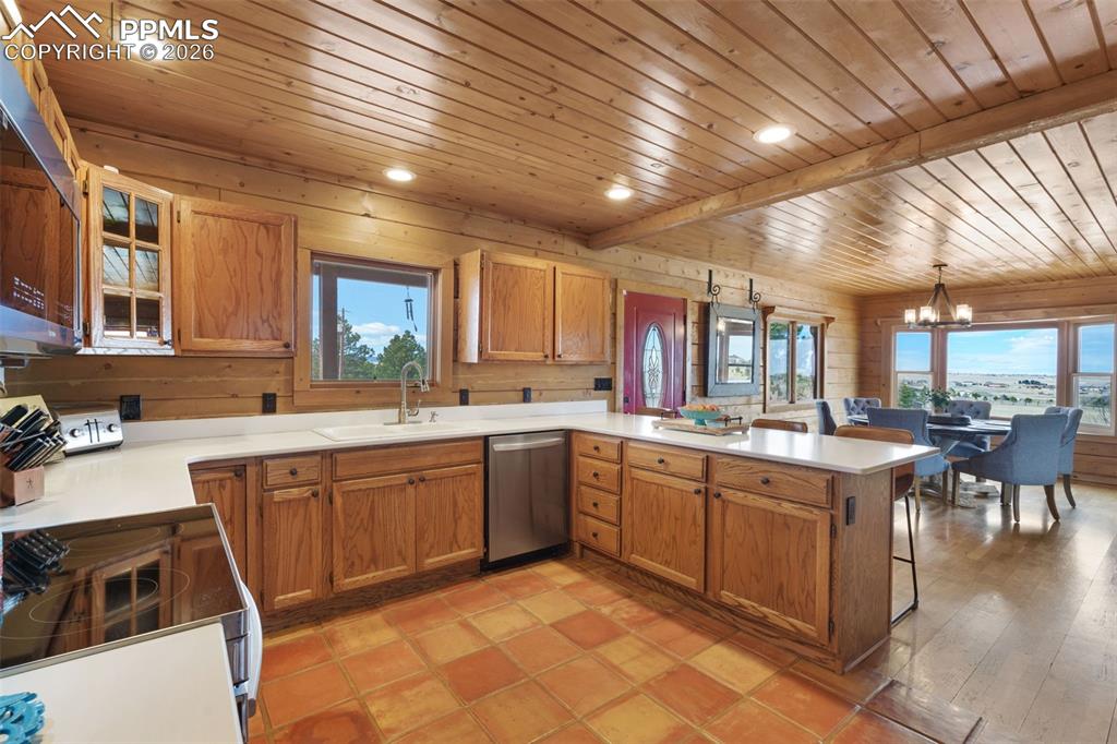 Large Kitchen