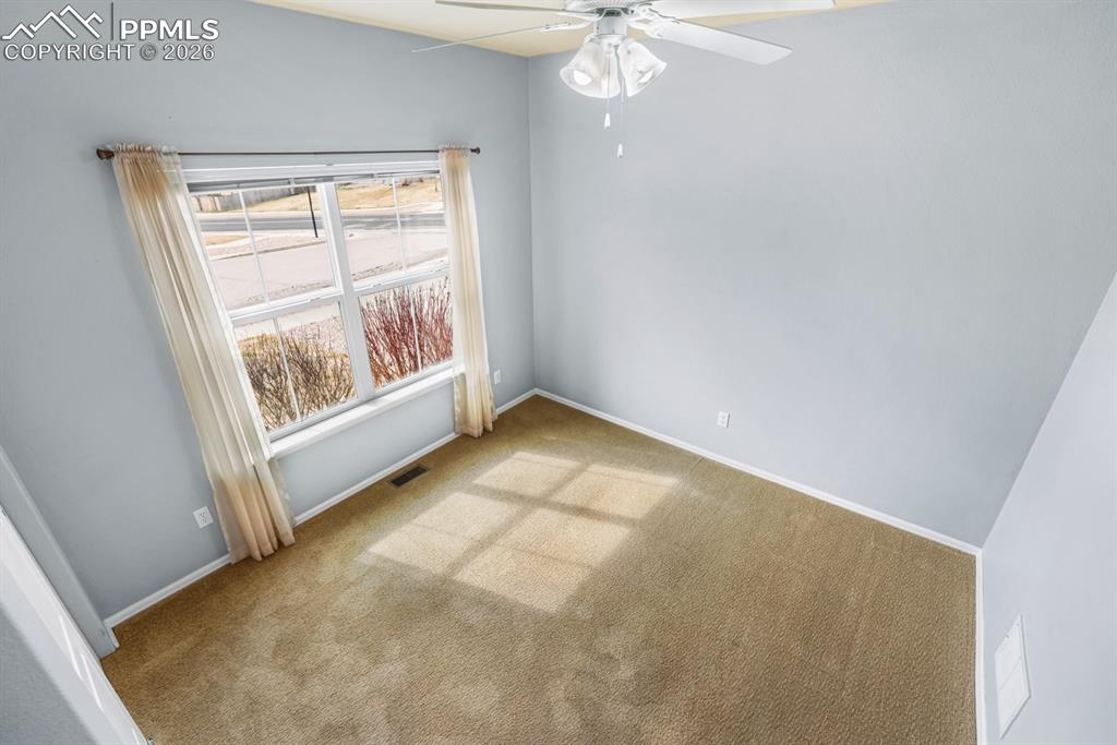 Bedroom / Office Area