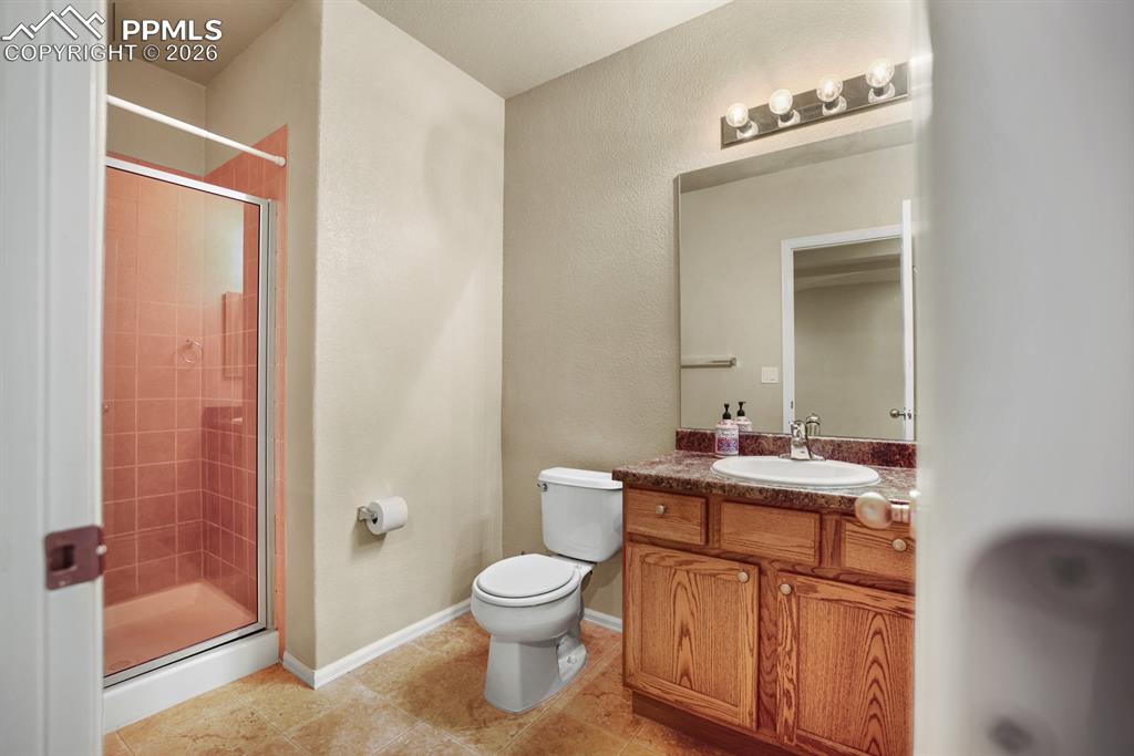 Bathroom Area (Lower)