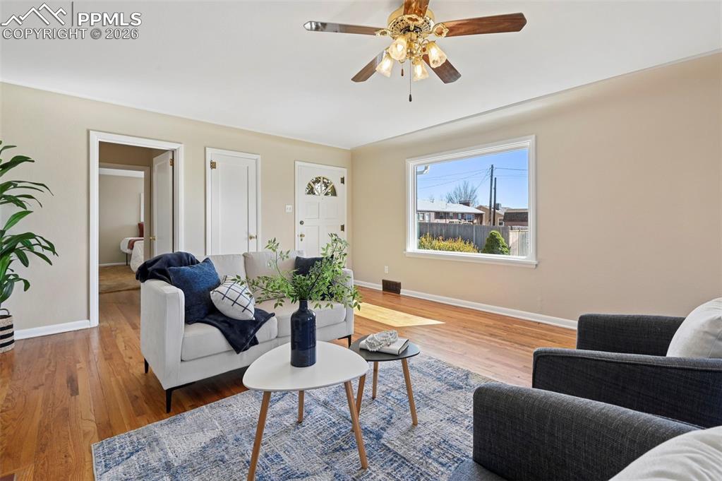 1318 E San Rafael Street photo 3