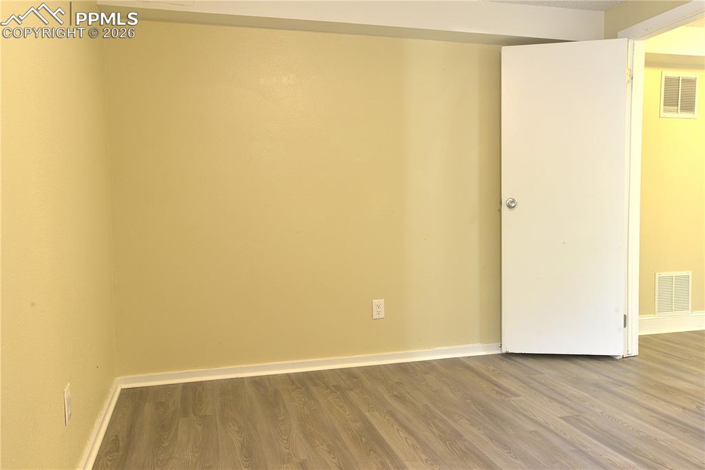 completes the lower level. 