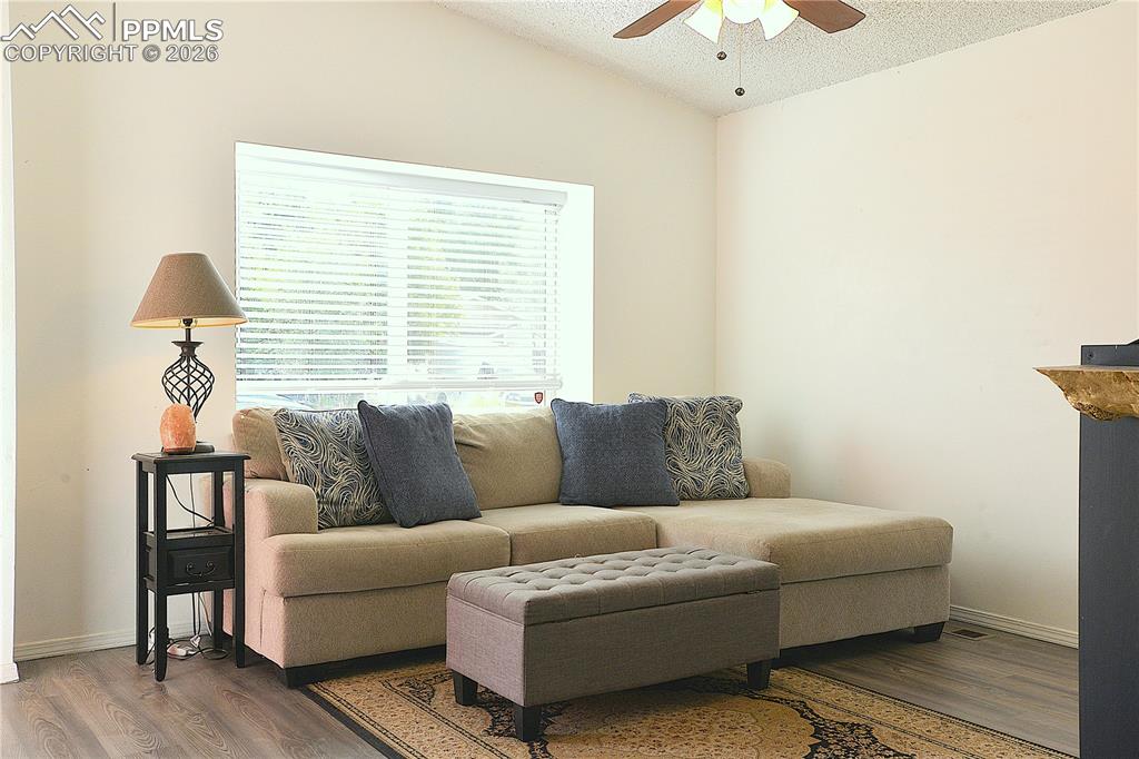 575 Blossom Field Road photo 3