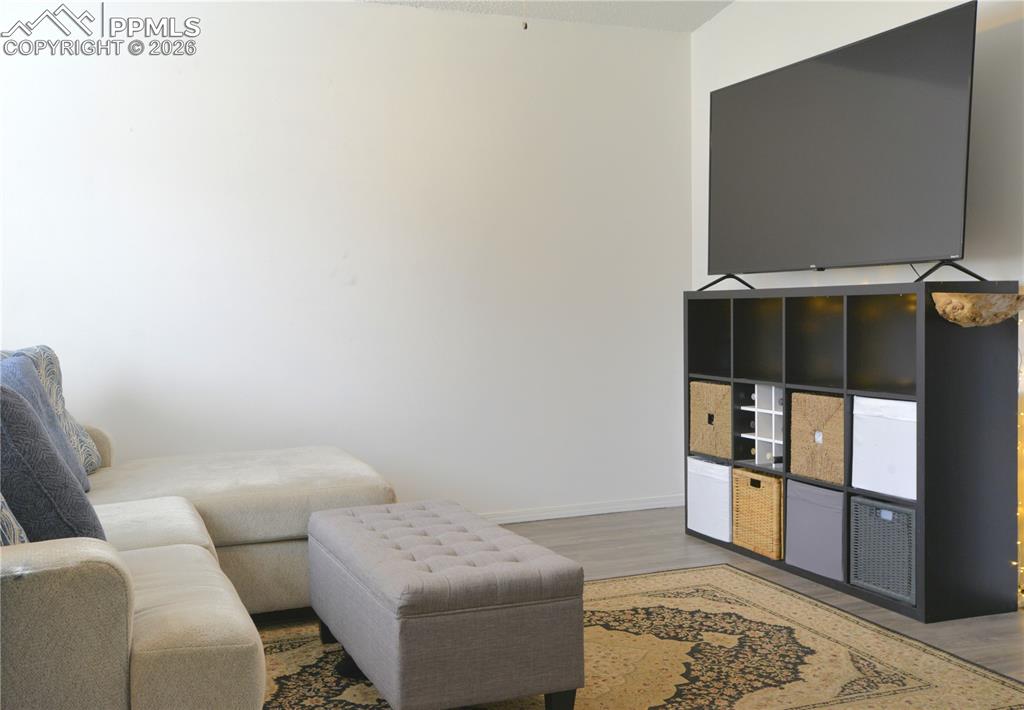 is perfect for TV, reading, and relaxing.