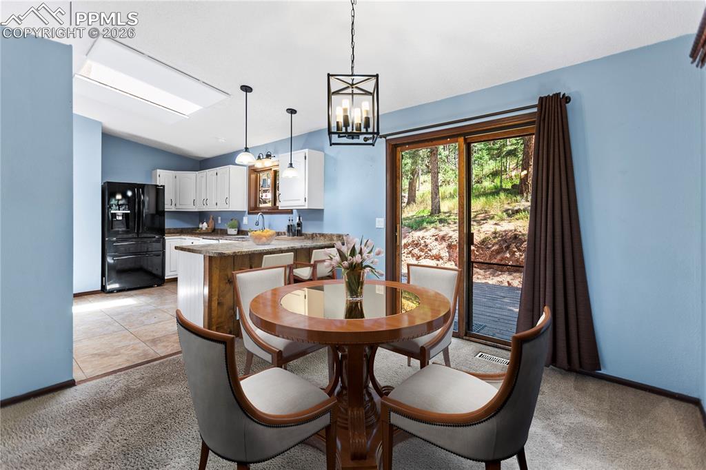 Dining area - virtually stayed 