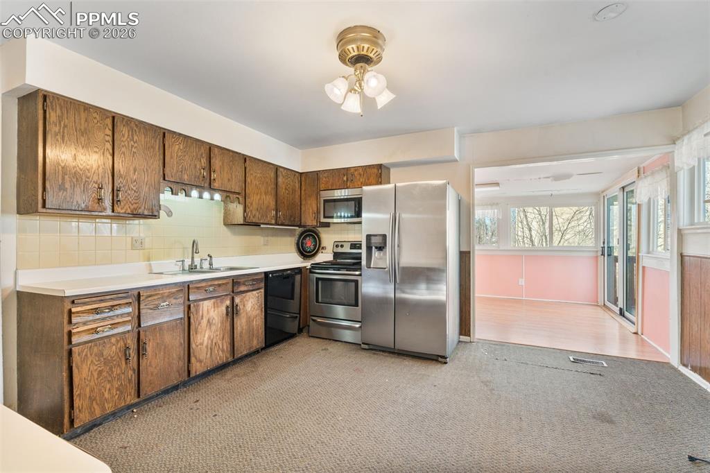 4096 London Lane photo 2