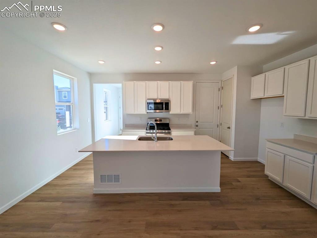 849 Solum Grove photo 2