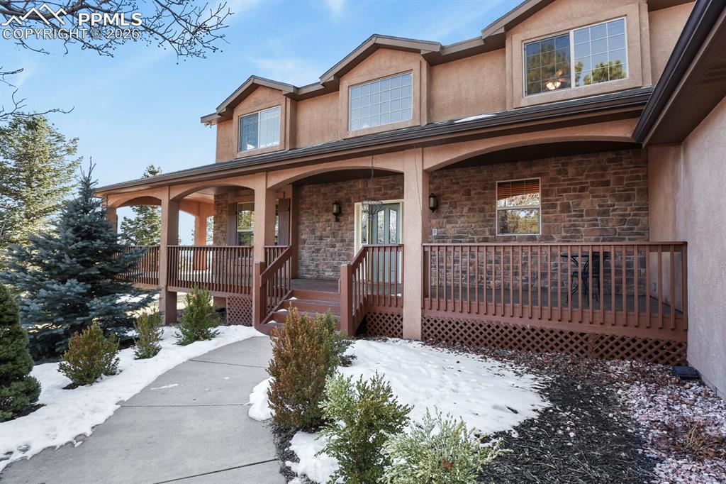 17255 Lamplight Drive photo 2