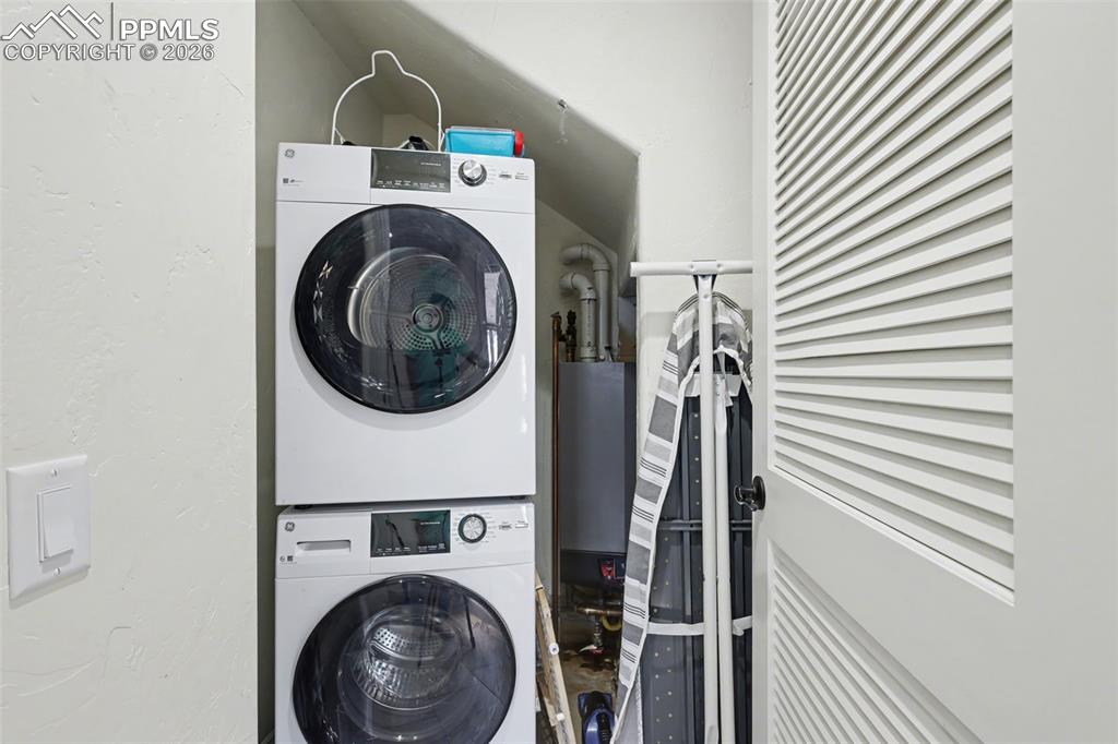 Main level laundry hook-ups