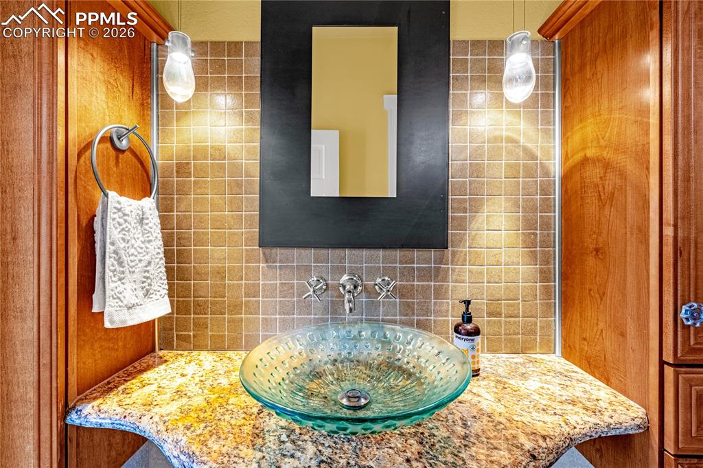 Powder Bath on main level