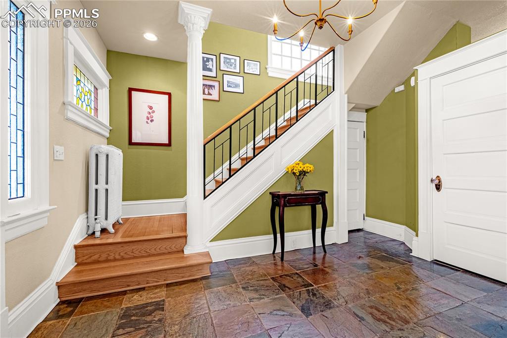 123 E Washington Street photo 3