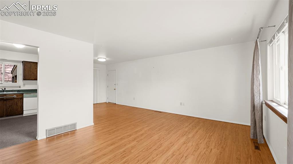 3325 Raindrop Drive photo 2