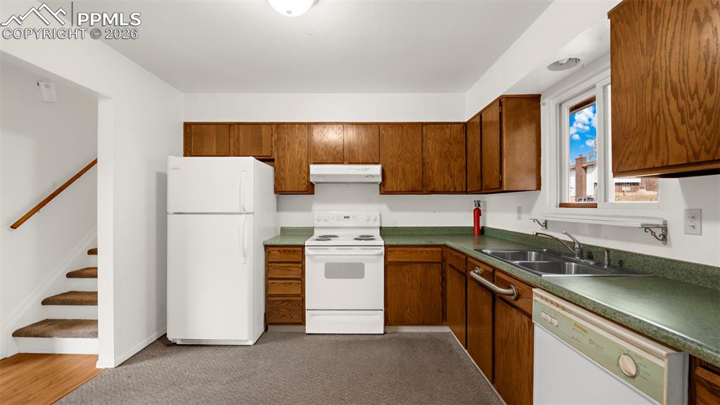 3325 Raindrop Drive photo 3