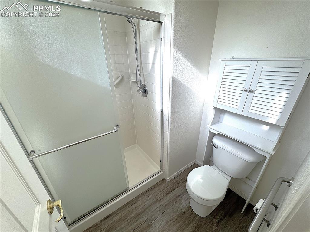 Separate Walk-in Shower and Toilet