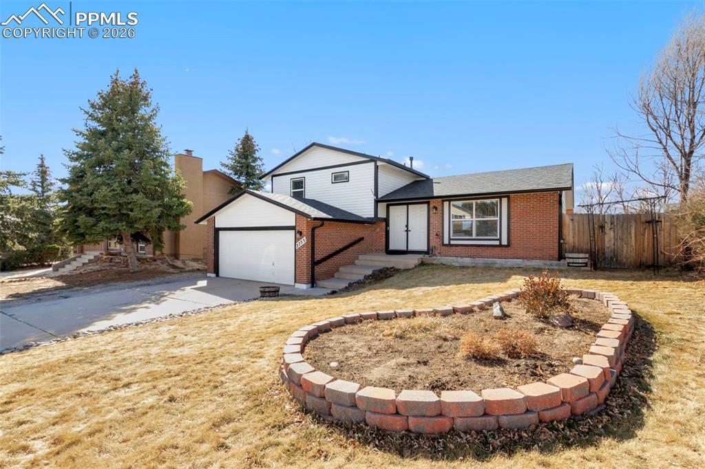 3755 Misty Meadows Drive photo 3