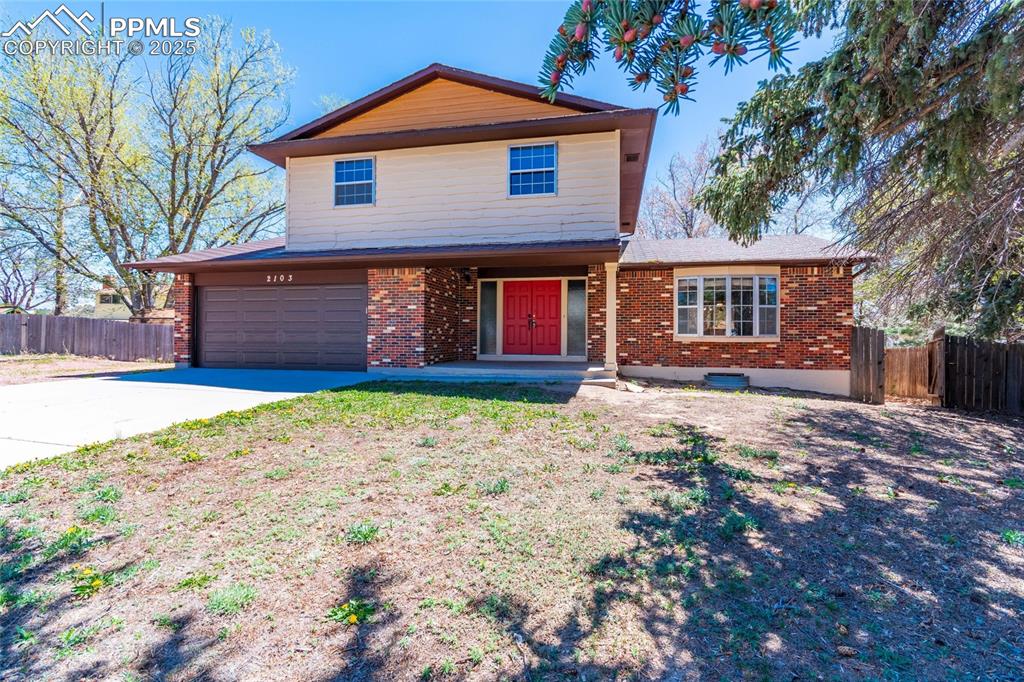 2103 E Greenwich Circle photo 3