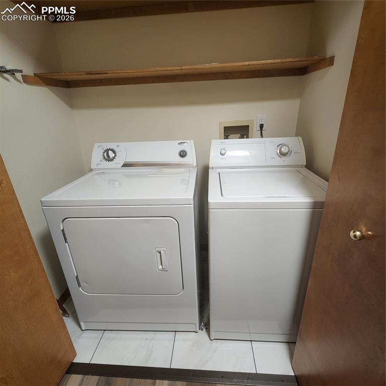 Washer & dryer included