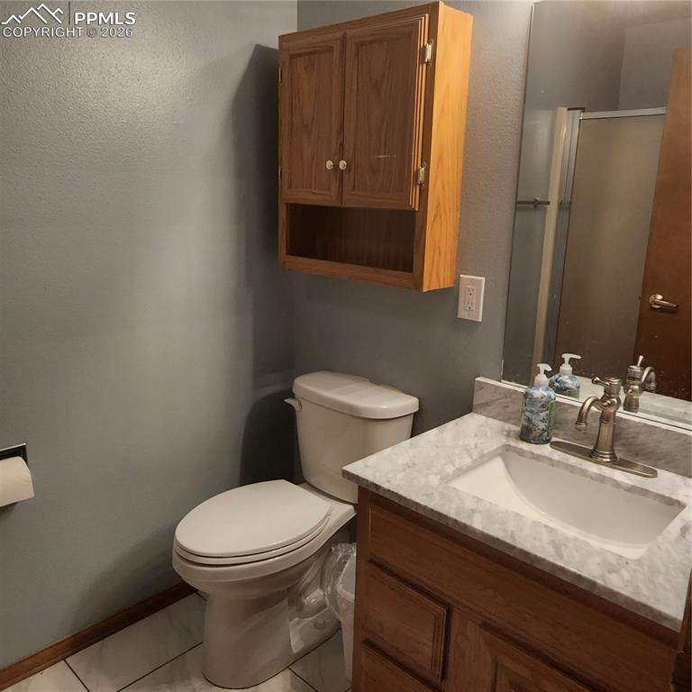 2nd bathroom with 3/4 shower