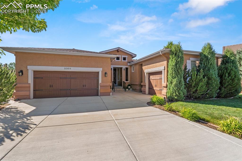 2351 Limerick Court photo 2