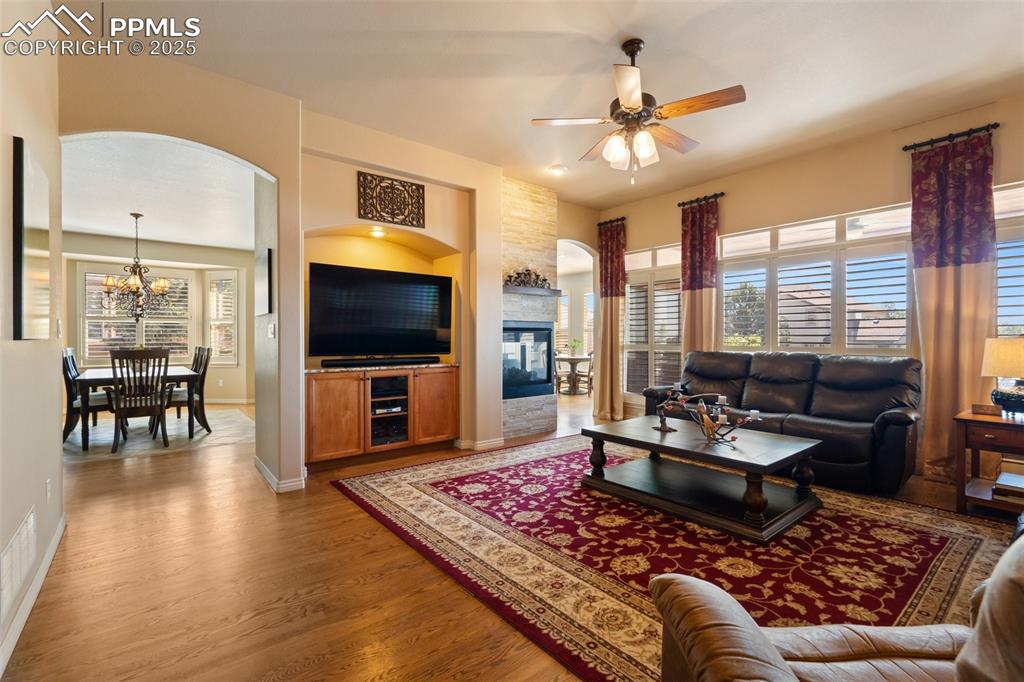 2351 Limerick Court photo 3