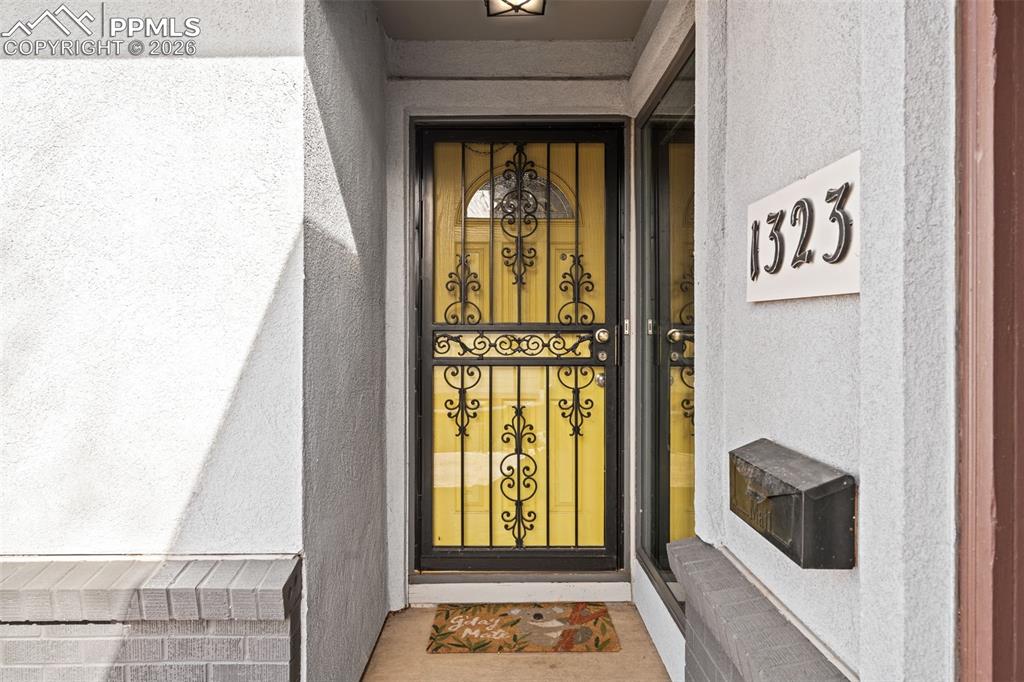 1323 Server Drive photo 3