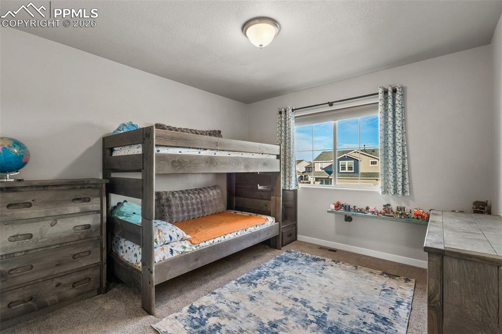 Additional bedroom on upper level 