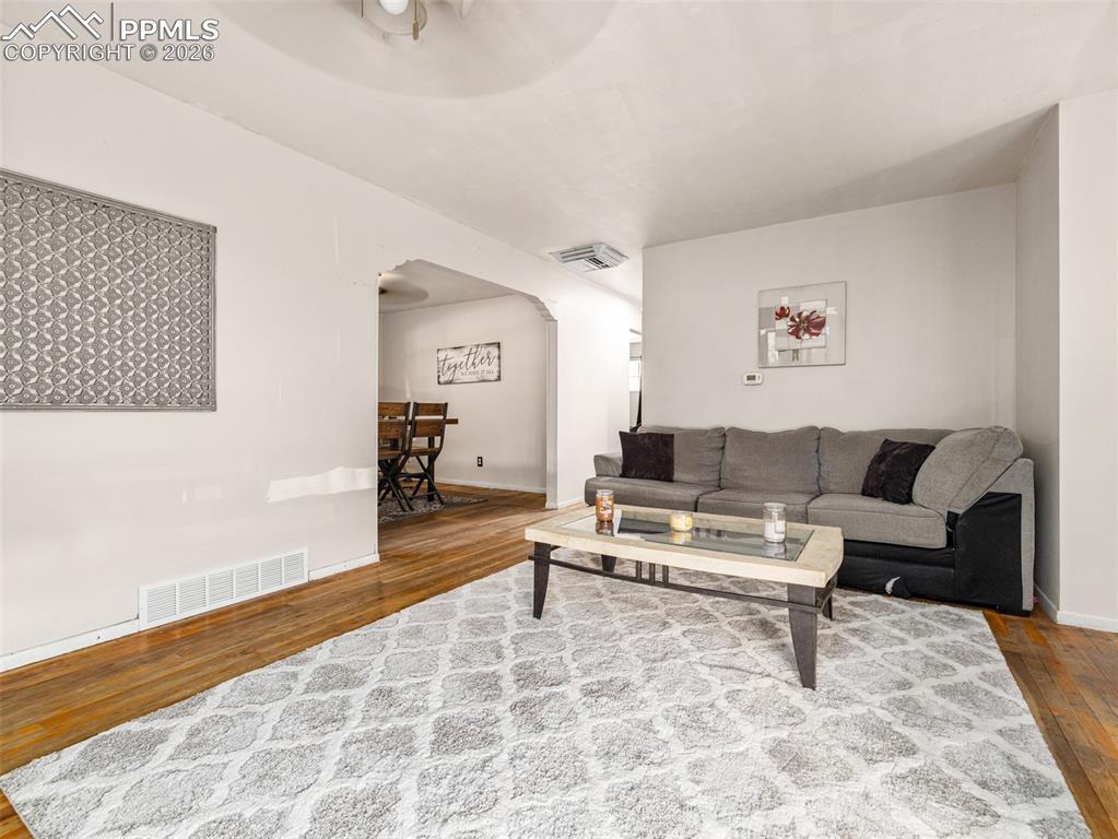 18 Dundee Lane photo 3