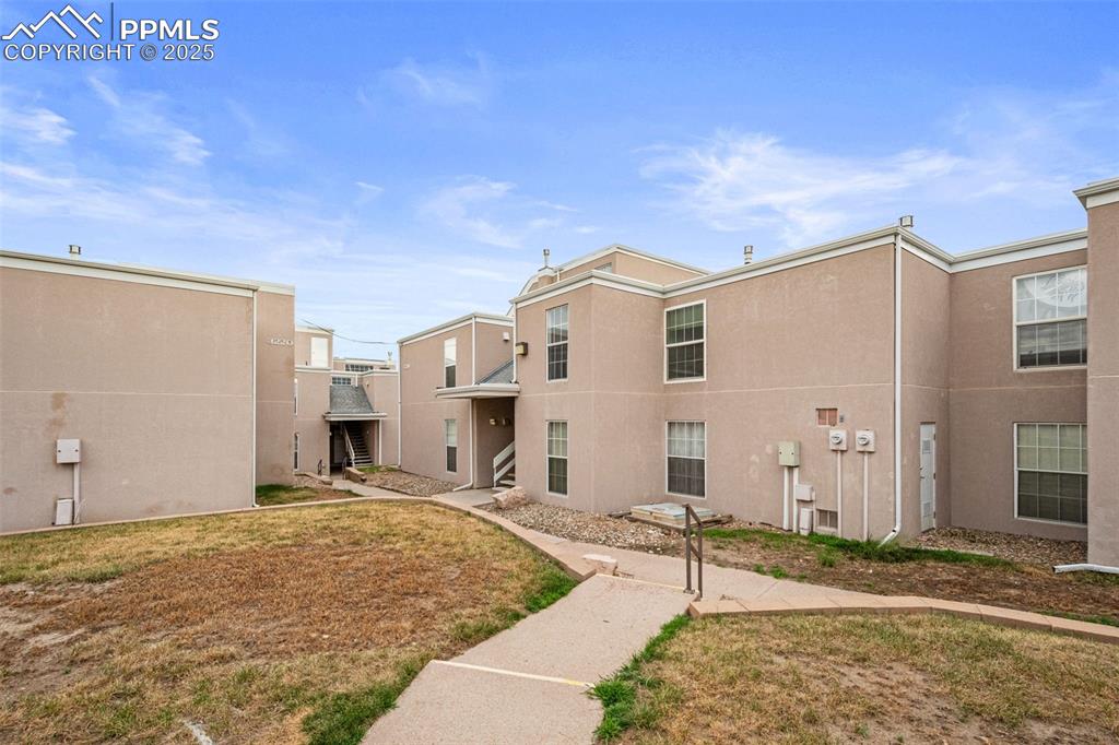 3230 Van Teylingen Drive #C photo 3