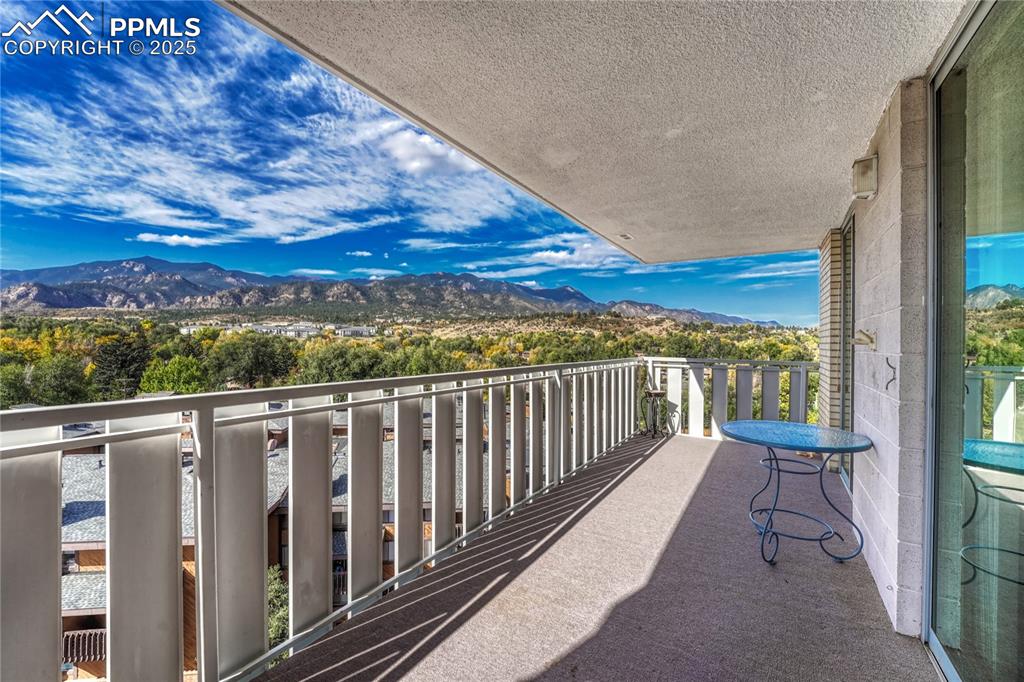 900 Saturn Drive #805 photo 3