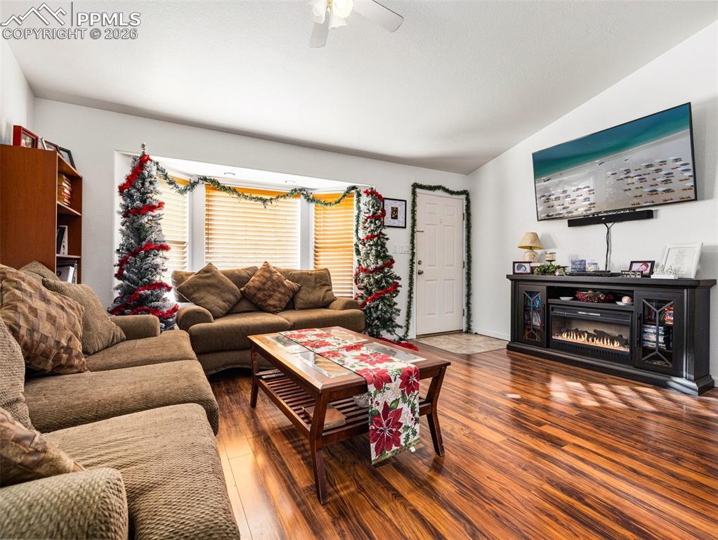 734 S Legend Lane photo 3