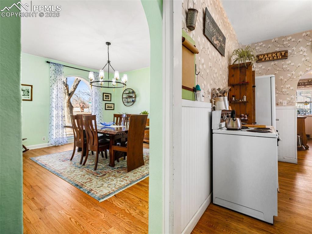 View of proximity of dining room to kitchen