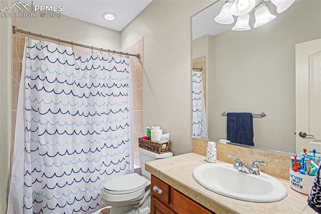 Full bathroom in basement