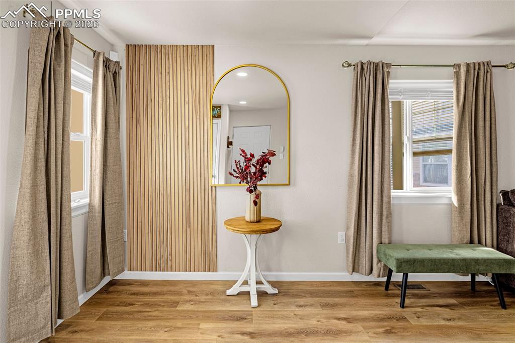 2001 W 12th Street photo 3