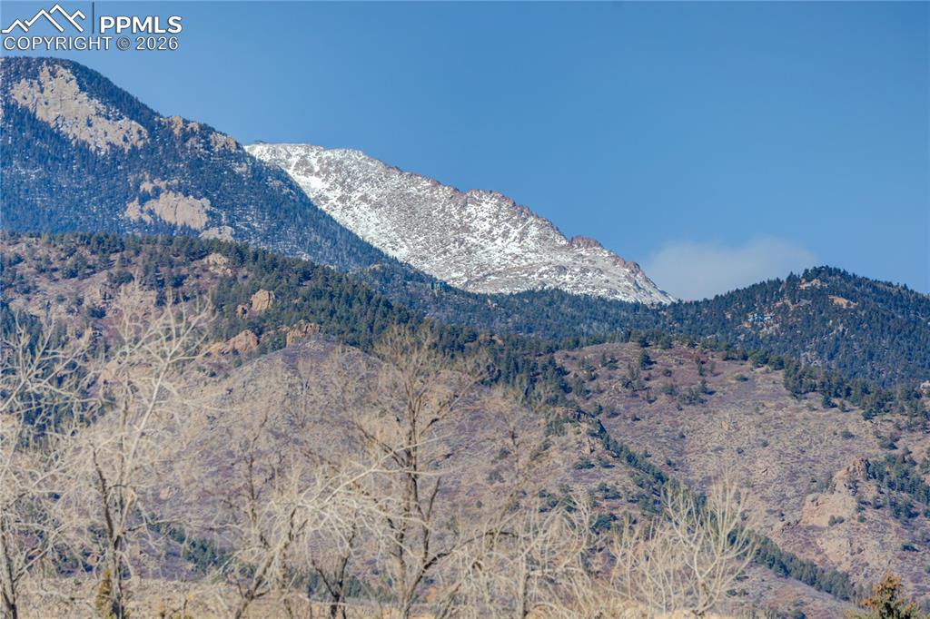 478 Gray Horse Alley photo 2