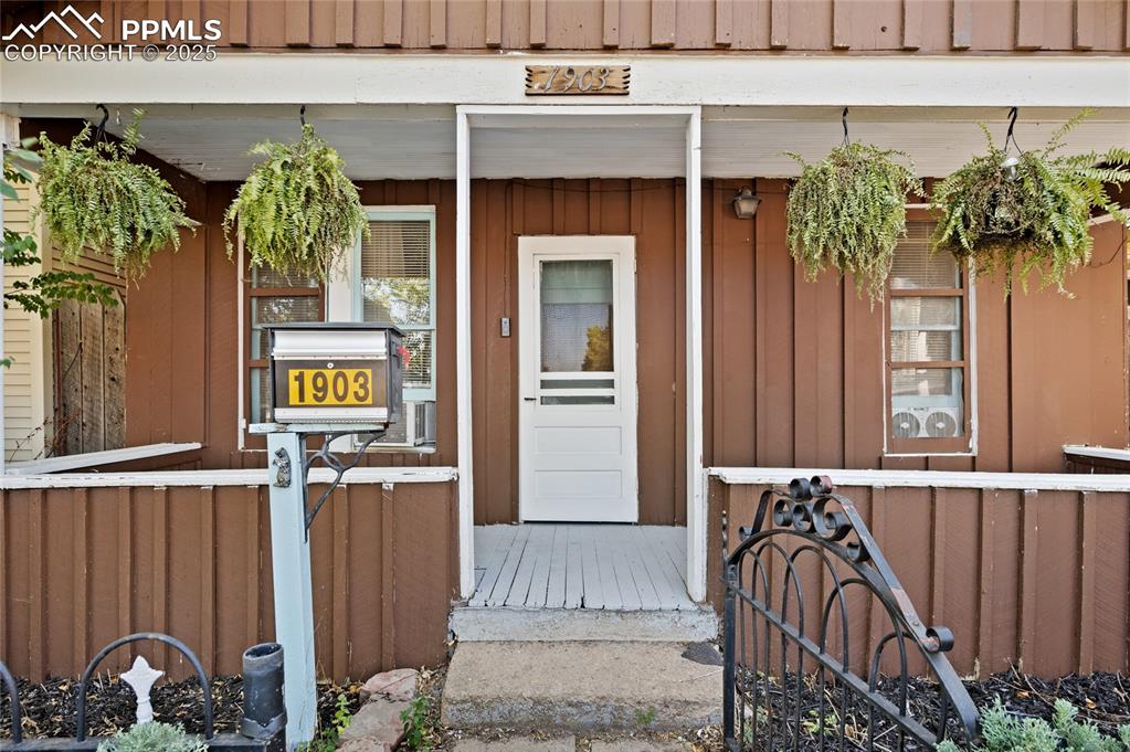 1903 W Colorado Avenue photo 3