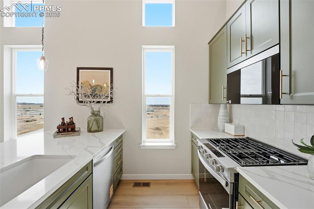 9456 Traveler Terrace