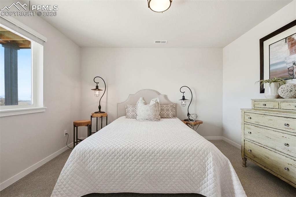 9456 Traveler Terrace