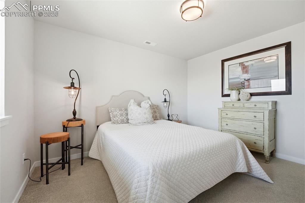 9456 Traveler Terrace